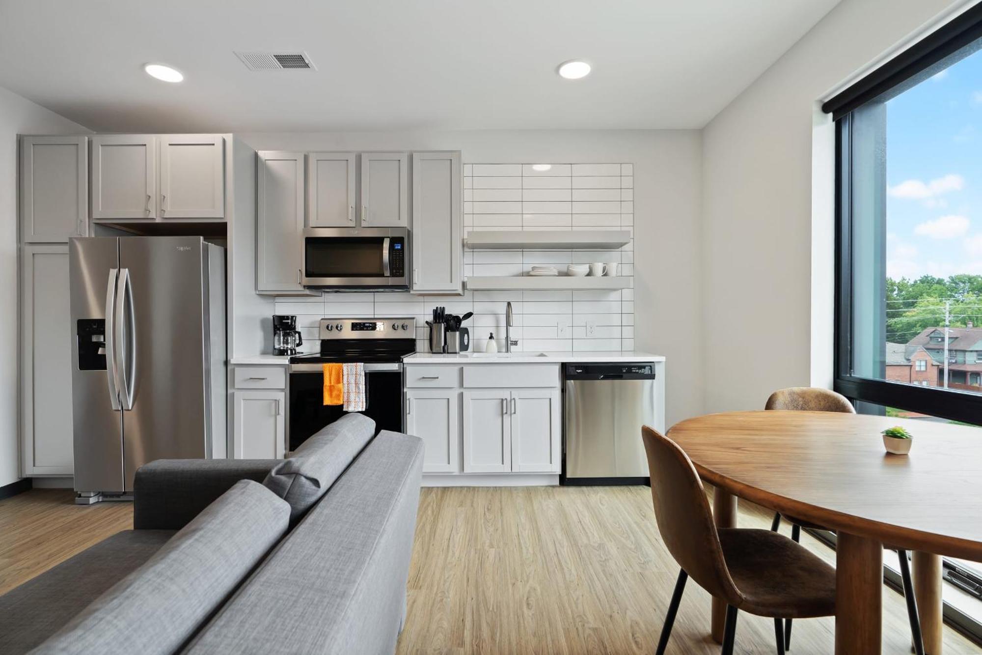 Cozysuites On Mass With Garage Parking #7 Indianapolis Eksteriør bilde